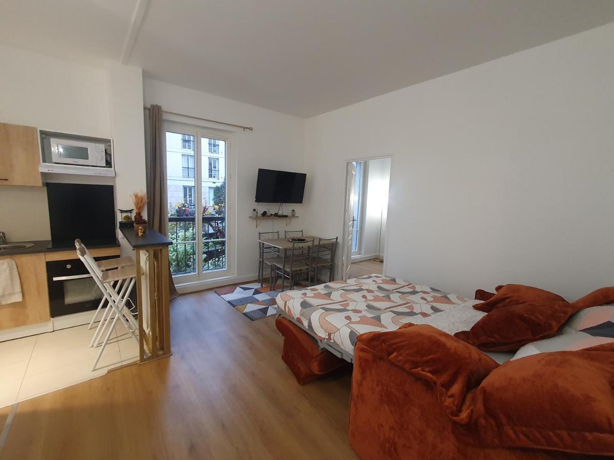 Voisin De Louis Xiv,Free Parking Apartment Versailles Bagian luar foto