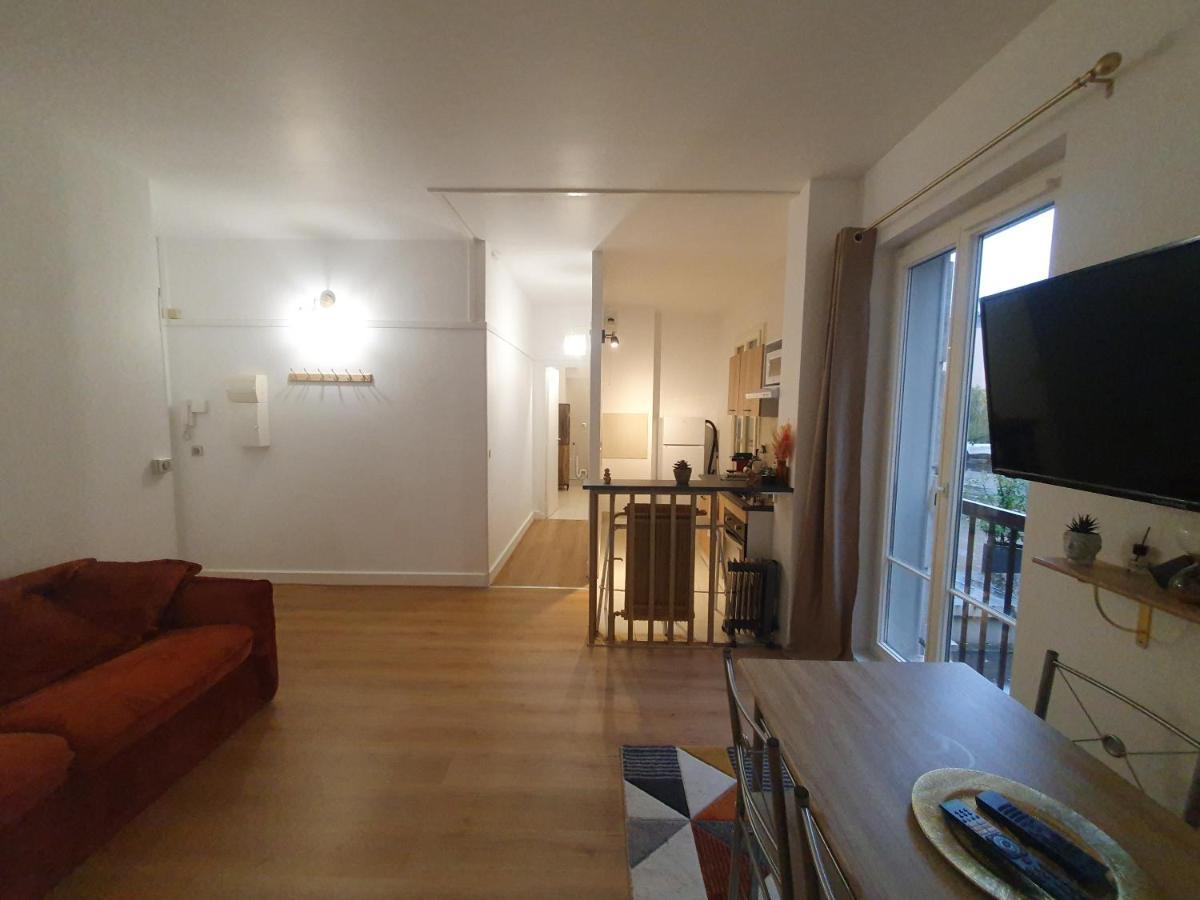 Voisin De Louis Xiv,Free Parking Apartment Versailles Bagian luar foto