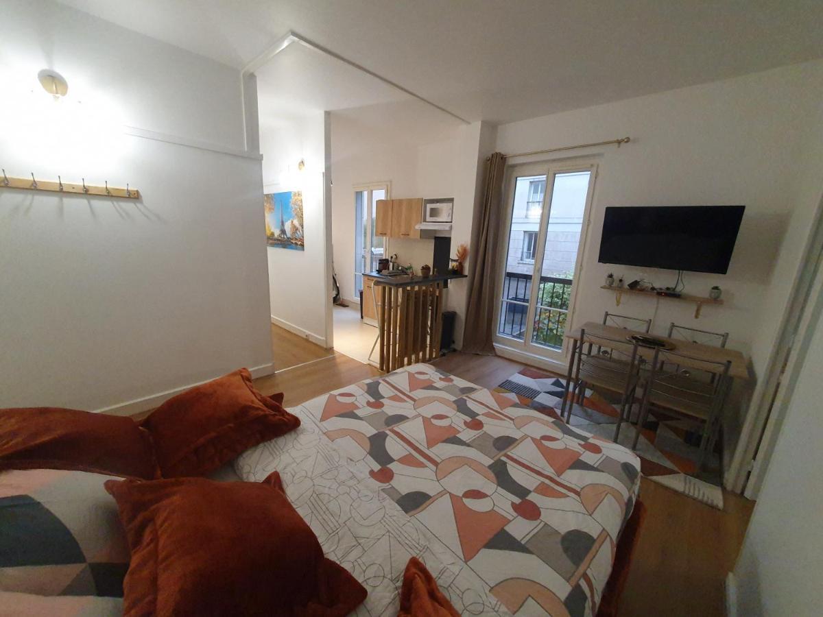 Voisin De Louis Xiv,Free Parking Apartment Versailles Bagian luar foto