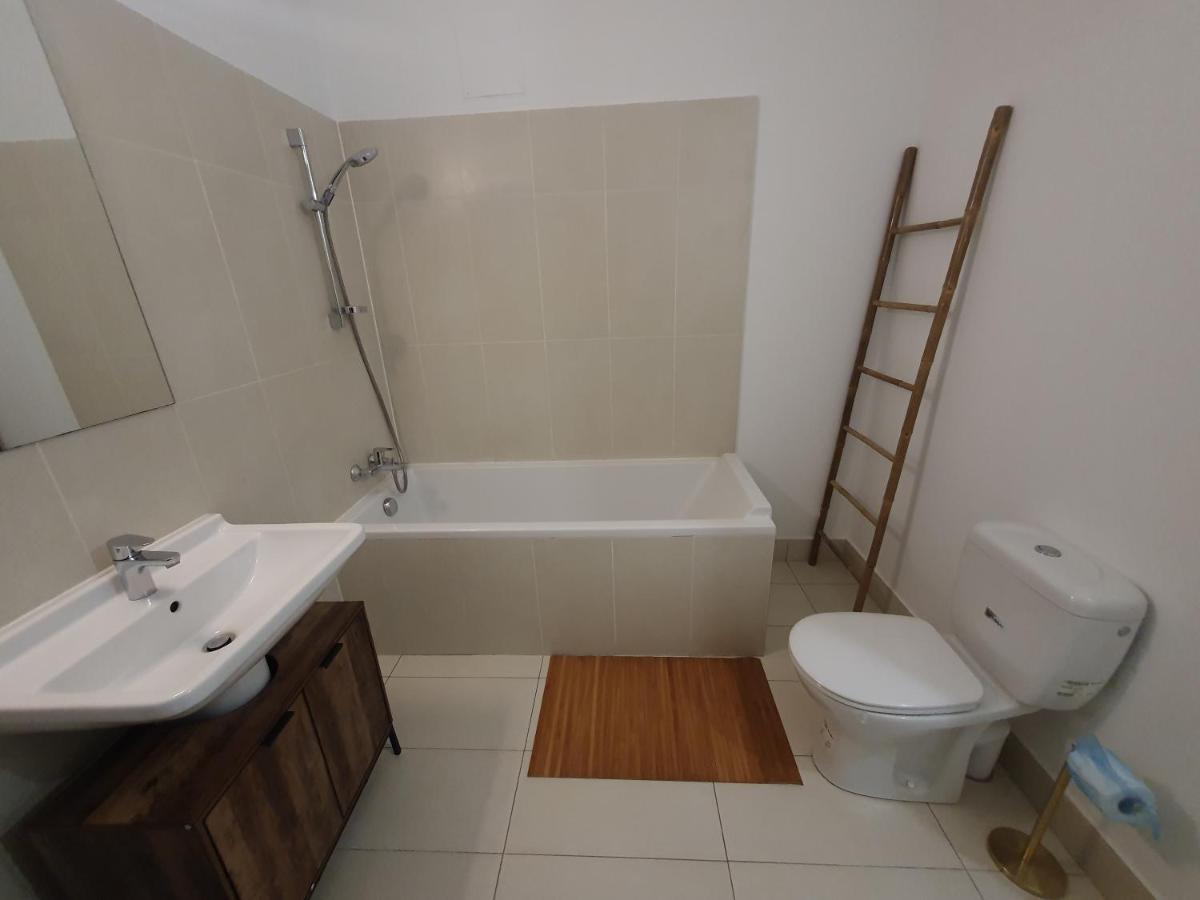 Voisin De Louis Xiv,Free Parking Apartment Versailles Bagian luar foto